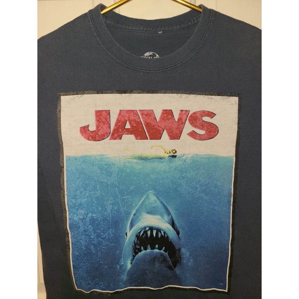 Jaws Original MENS Size Sm Universal Studios Licensed in Blue Tshirt Duh...Duh..